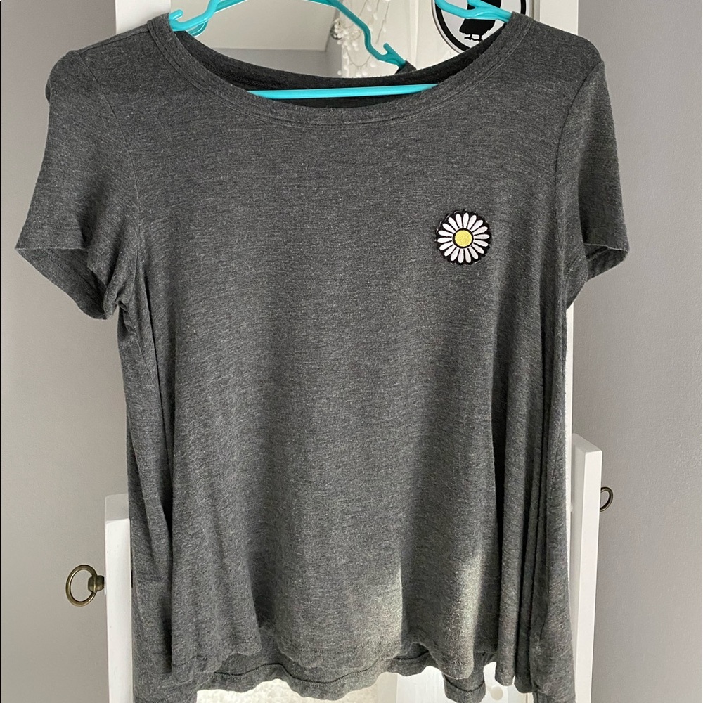 American Eagle Daisy Soft And Sexy T Shirt